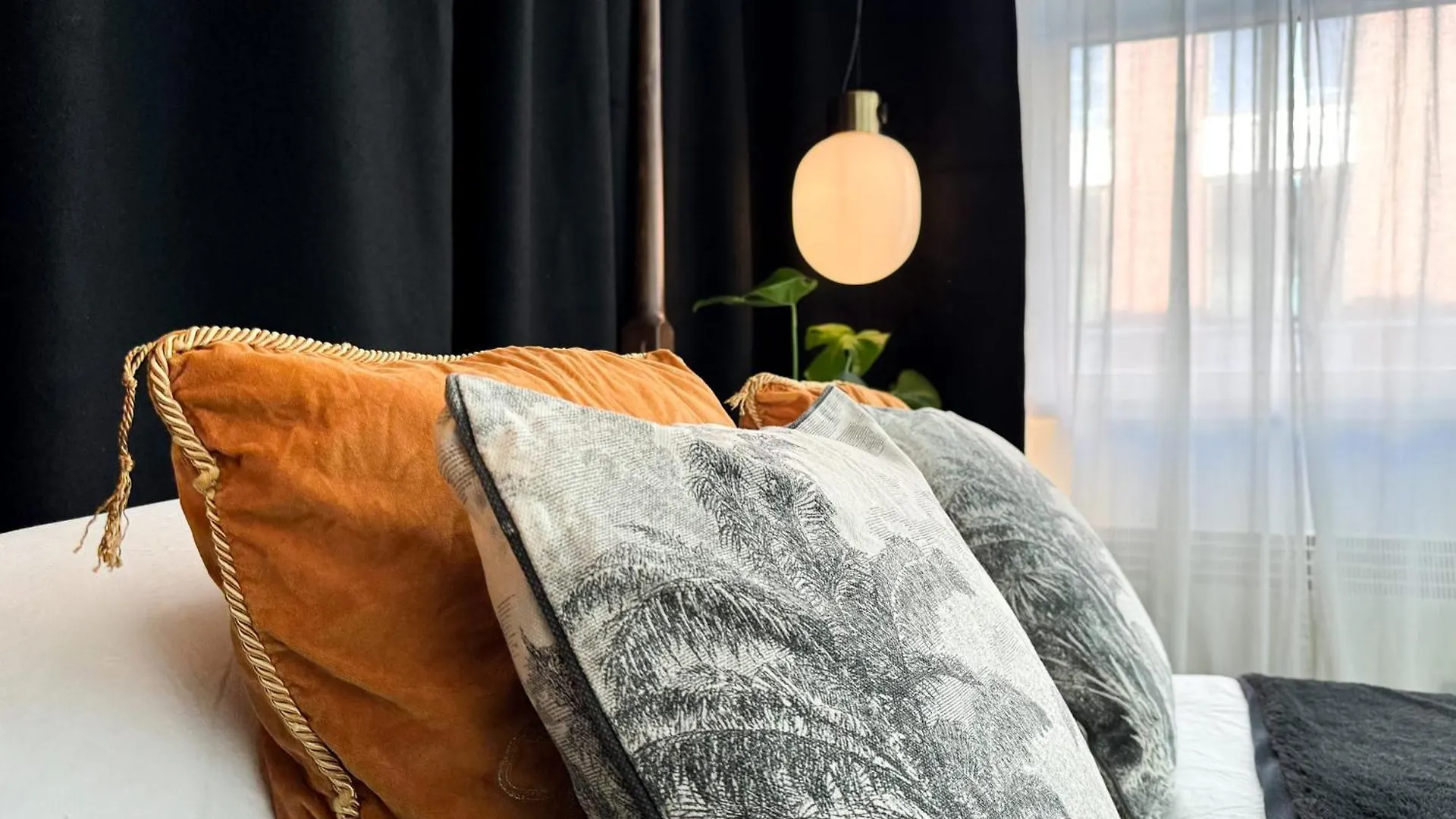 Tranquil Oasis W 100Inch Cinema & Hammock, By The Design Traveller Apartment London